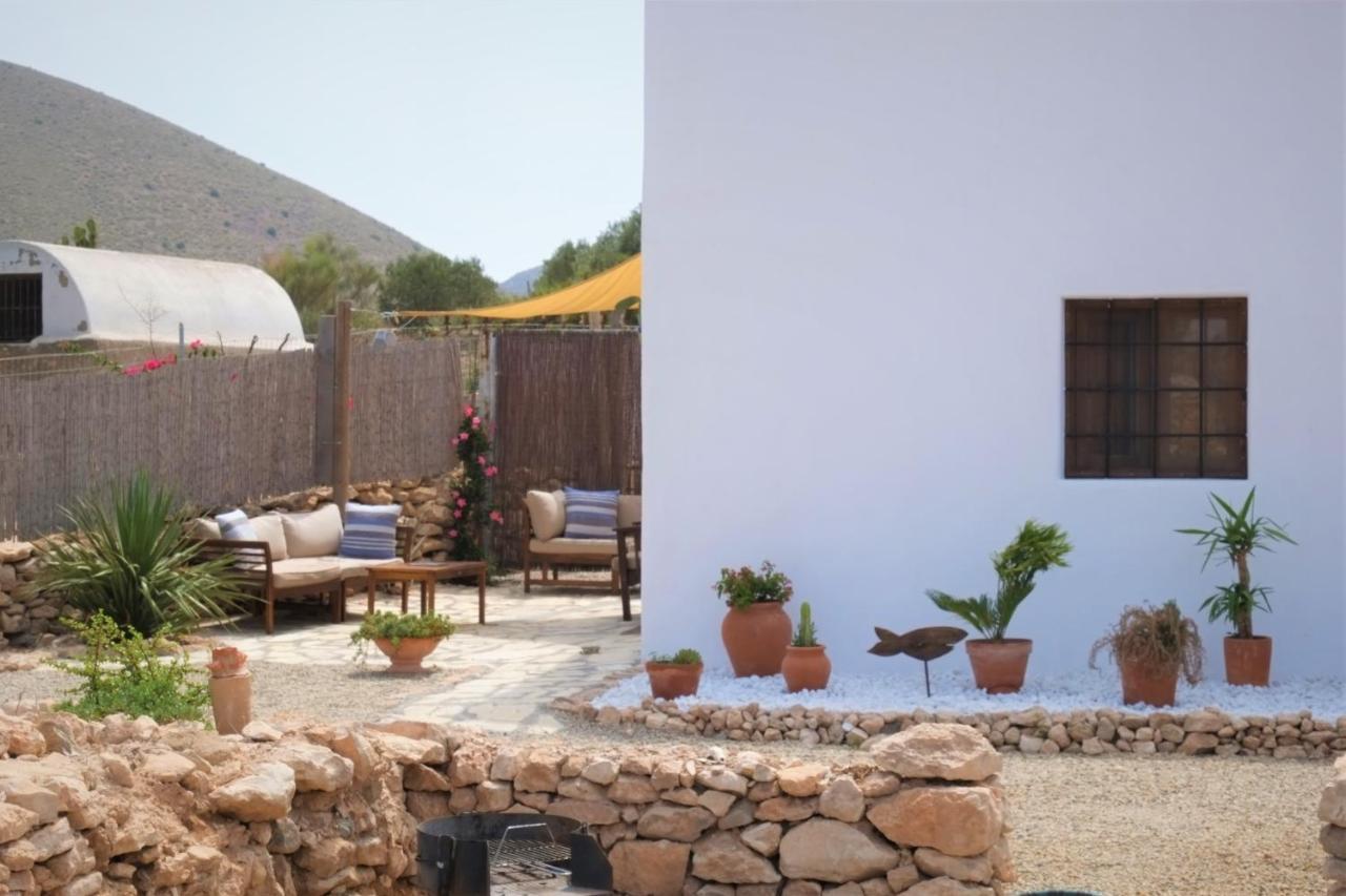 Cortijo La Ciclona Apartment Fernan Perez Exterior foto